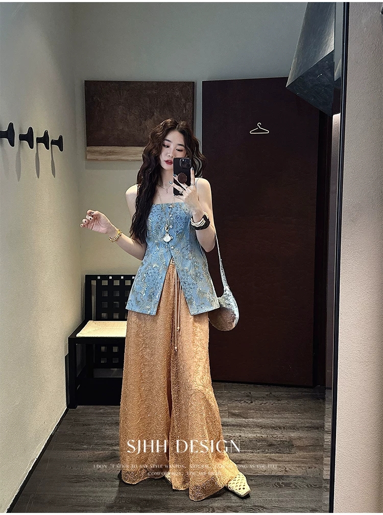 세 지 블랙 꽃 팬 정신 새로운 중식 데님 캐미솔 여름 외출용 2025 새로운 민소매 맨위