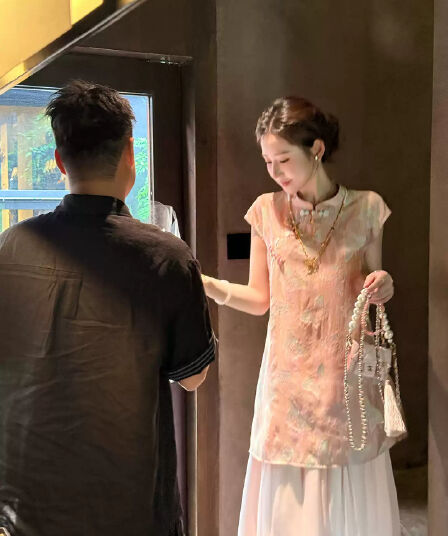 파빌리온 와우 Z 저우 샤오 꿈 화려한 나비 시리즈 사람들 실크 비 레거시 디자인 베스트 반 스커트 세트