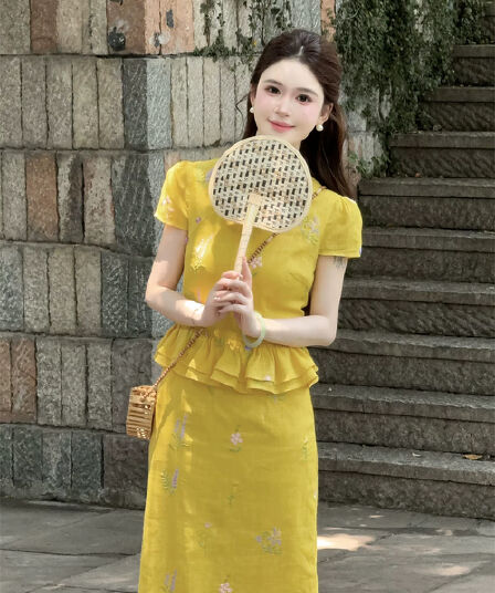 lili 리 리 가족 칭촨 새로운 중식 개선 자수 드레스 품격 꽃무늬 페이크 레이어드 슬림해 보이는 롱 스커트