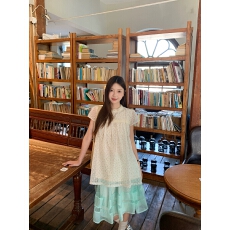 批发芝士兔 网纱<b class='q'>碎花</b><b class='q'>衬衫</b>女日森系复古小众宽松<b class='q'>衬衣</b>甜美温柔风上衣Ins