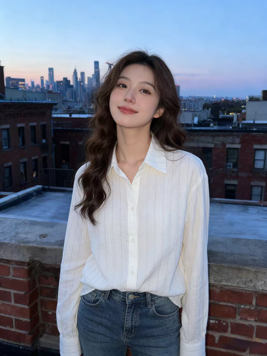 프랑스식 고급 센스 화이트 스트라이프 폴로 칼라 단추 맨위 여성 출퇴근 루즈핏 슬림해 보이는 다용도 품격 느긋한 셔츠