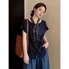 批发高级感正肩短袖衬衫女2026<b class='q'>夏</b>新款大码胖mm丝巾挂脖收腰上衣