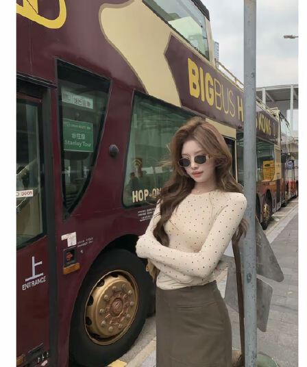 봄날 사랑 노래 봄 새로운 고급 센스 몸매 가꾸기 인사이드 가져 가라. 긴팔 도트 무늬 티셔츠 기본 셔츠