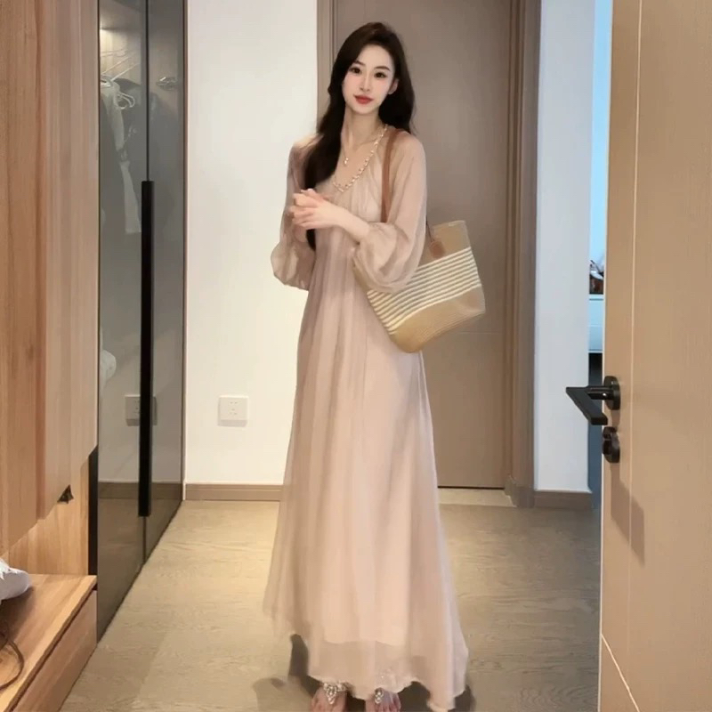 빅 사이즈 여성 의류 프랑스식 품격 슈퍼 요정 V넥 슬림해 보이는 드레스 여성 의류 2026 여름 새로운