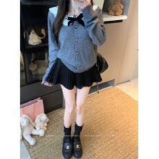 批发实拍 实价新年红花边娃娃领红色蝴蝶结<b class='q'>毛衣</b>冬甜美小香风针织上衣