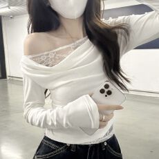 批发纯欲蕾丝拼接斜肩<b class='q'>长袖</b><b class='q'>T</b><b class='q'>恤</b>女秋修身显瘦内搭露肩白色上衣