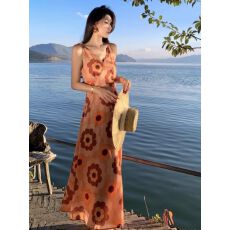 批发适合去<b class='q'>泰国</b>旅游穿搭海边度假气质印花v领连衣裙波西米亚沙滩裙夏