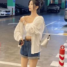 批发洋气高端别致<b class='q'>衬衣</b>2026新款春季蕾丝镂空连帽设计感<b class='q'>衬衫</b>防晒薄外套