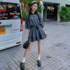 批发灰色polo领上衣短裙套装女夏款轻薄透气T恤半身裙可盐可甜两件套