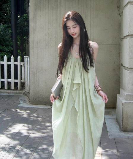 해변가 백리스 행침 목 슬립 여성 드레스 분위기 센스 휴가 바람 녹색 롱 스커트 민소매 루즈핏 큰 진자 치마