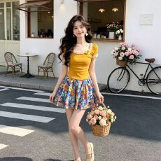 批发两件套法式独特巨好看花边短袖上衣搭配碎花半身裙套装<b class='q'>女</b>时尚甜辣