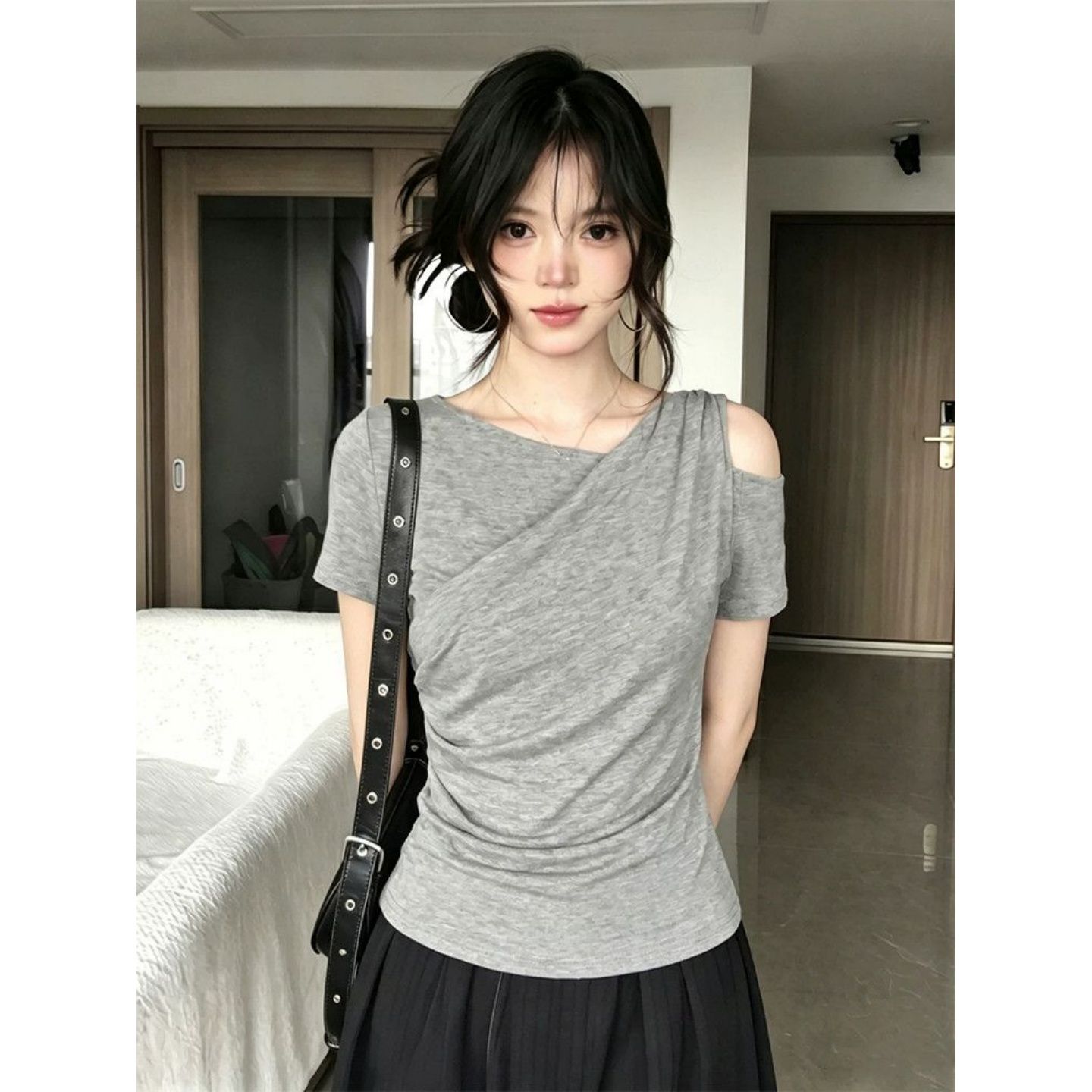 핫걸 바람 회색 주름 허리 수축 오프숄더 반팔 티셔츠