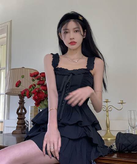 고급 귀 작은 검은 드레스 여름 작은 키 새로운 연꽃 잎 프랑스식 케이크 허리 수축 검정색 슬립 드레스