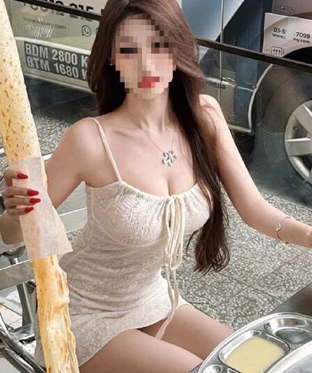 26 년 여름 새로운 순수한 욕망 레트로 휴가 슬립 여성 드레스 허리 수축 몸매 가꾸기 슬림해 보이는 베이지 색 미니 스커트 트렌디
