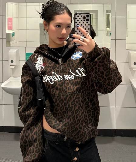 조수 브랜드 후드 티 스웨터 여성 봄 가을 레트로 레오파드 무늬 커플 다용도 높은 품질 후아 면 복잡한 우유 실크