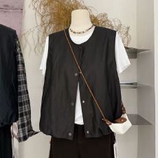 2026早秋四季可搭PU皮马甲外套女宽松叠穿机车服无袖坎肩上衣潮