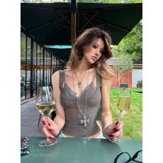 批发蕾丝假两件撞色挂脖吊带背心女外穿<b class='q'>夏</b>季气质修身法式小资露背上衣