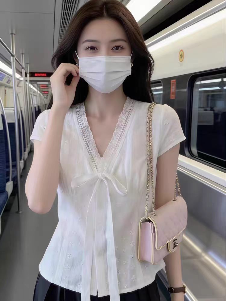 프랑스식 레트로 품격 허리 수축 슬림해 보이는 작은 셔츠 오리지널 디자인 센스 화이트 고급 센스 셔츠 2026 여름 새로운