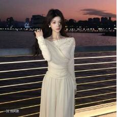 批发木子李的李【暮纱雪缕】法式长袖针织<b class='q'>蕾丝</b>拼接上衣垂感半身裙<b class='q'>套装</b>