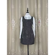 批发BarbChill12/30-10:00新品柔白黑韵50羊毛珠片绣花小香<b class='q'>连衣裙</b>