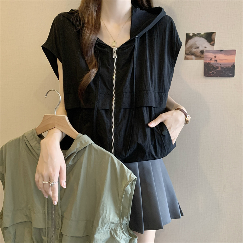 FA36080# 大码胖MM设计感连帽抽绳无袖马甲背心防晒上衣  服裝批發女裝批發服飾貨源