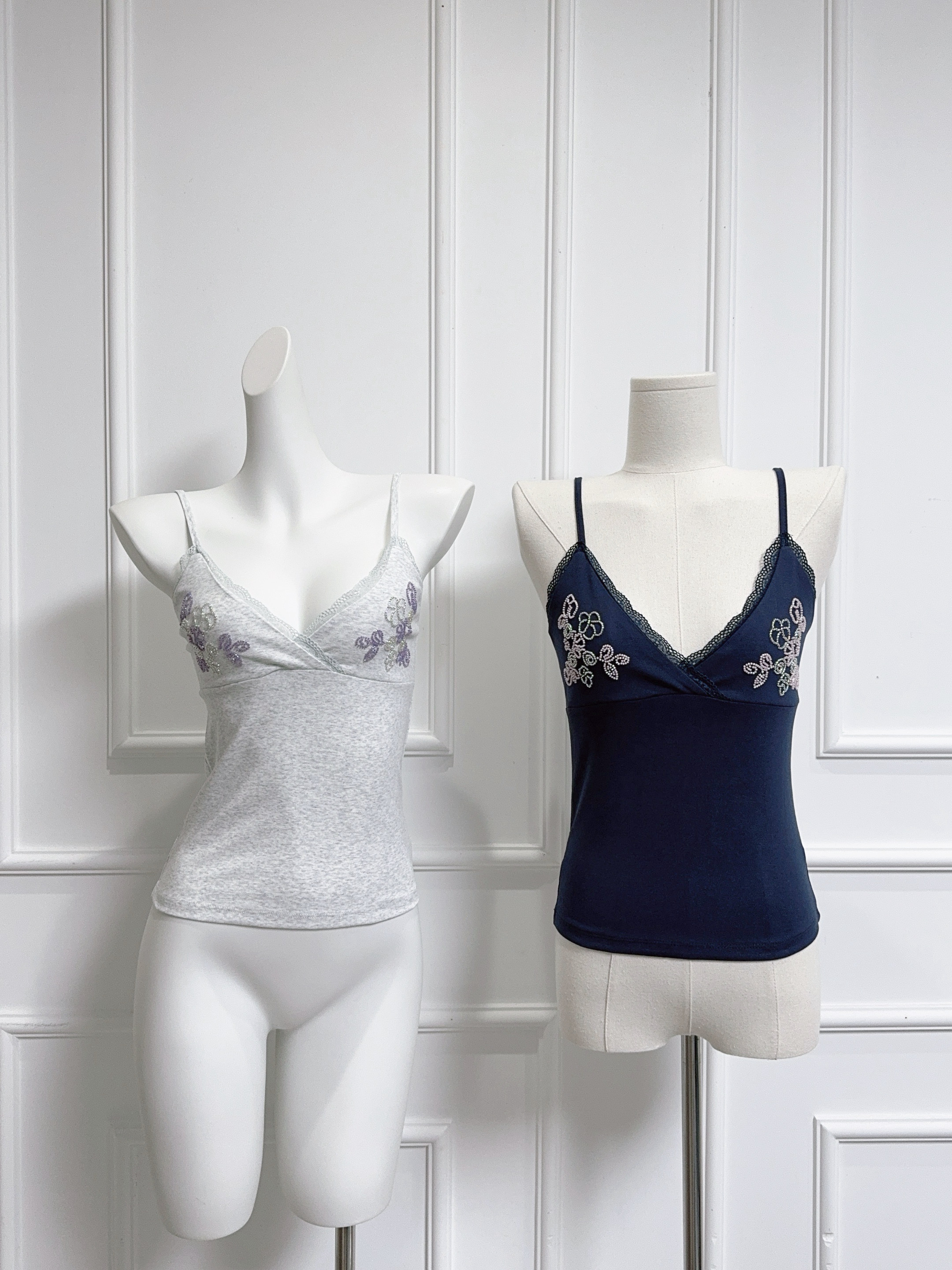 ranwear 달콤한 부서 특별 조정 세련된 V넥 패치워크 레이스 측면 배색 자수 구슬 몸매 가꾸기 디스플레이 몸 캐미솔