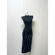 批发雪梨Shirley温润淑雅御姐风烫钻针织上衣长款半身裙针织套装