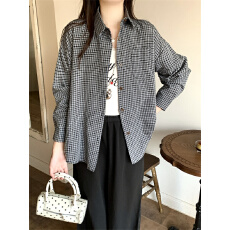 批发实拍不减 复古慵懒风格纹<b class='q'>衬衫</b>女宽松中长款休闲气质上衣防晒外套
