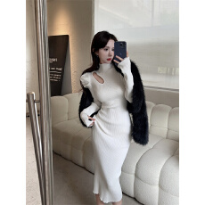 批发实拍 辣妹赫本风小心机半高领镂空高级感泡泡袖针织<b class='q'>连衣裙</b>