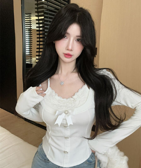 실사 핫걸 디자인 센스 레이스 조각 페이크 레이어드 프랑스식 나비 매듭 몸매 가꾸기 얇은 스타일 긴팔 맨위