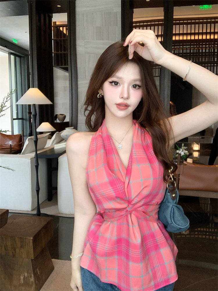 실사 프랑스식 핫걸 핑크색 체크무늬 행침 목 조끼 디자인 센스 불규칙 비틀림 레이스업 맨위