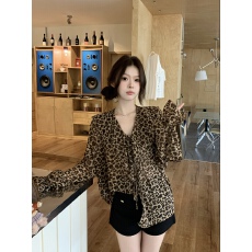 批发实拍实价 2026秋款复古性感V领荷叶边豹纹衬衫绑带小<b class='q'>开衫</b>女