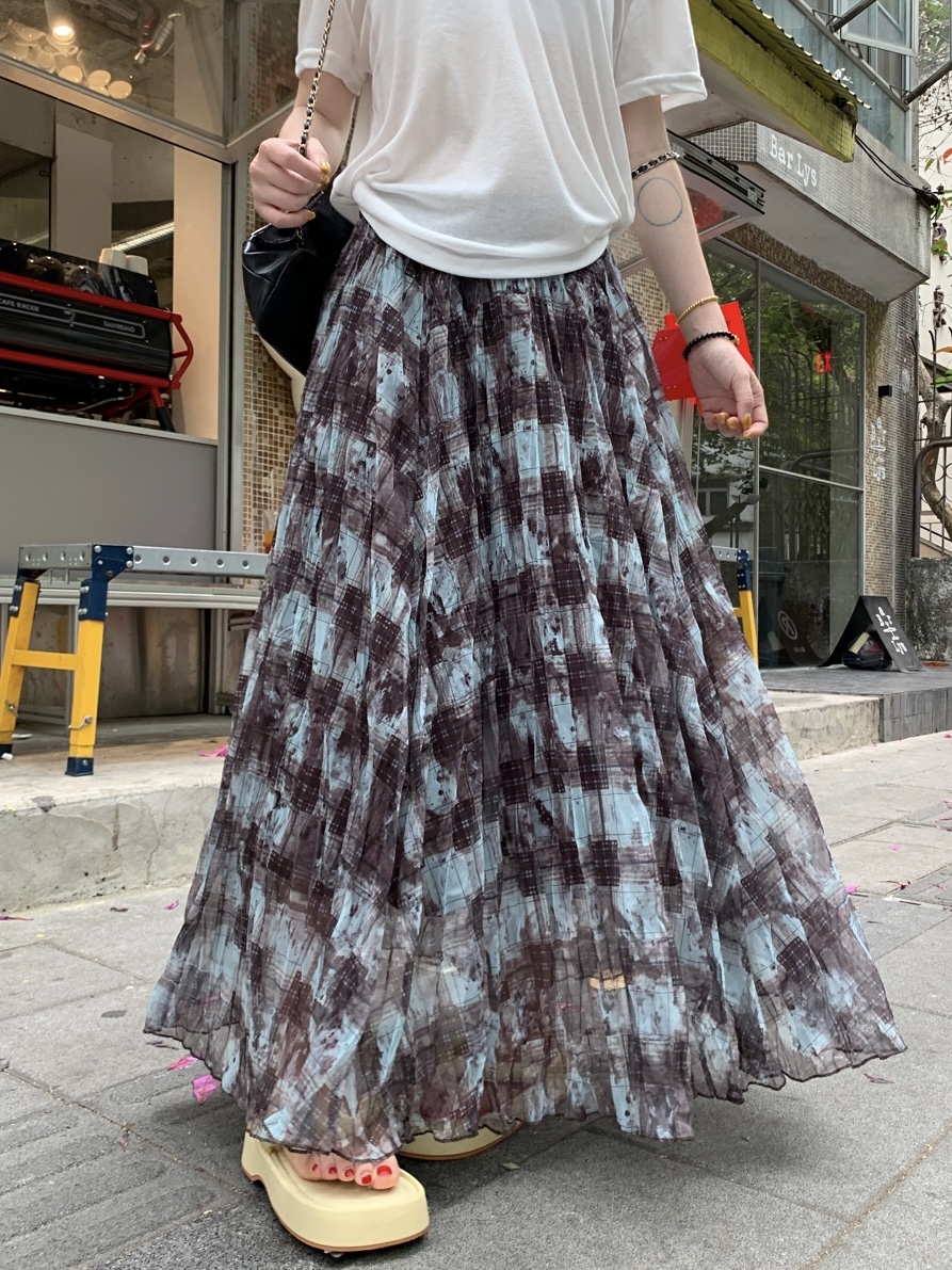 실사 정가 새로운 한국 스타일 루즈핏 하이웨이스트 캐주얼 슬림해 보이는 체크무늬 배색 플리츠 반신 롱 스커트