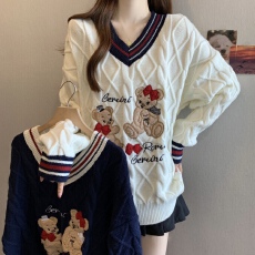 批发大码学院风卡通刺绣长袖毛衣女秋冬保暖胖妹妹宽松显瘦高级感上衣