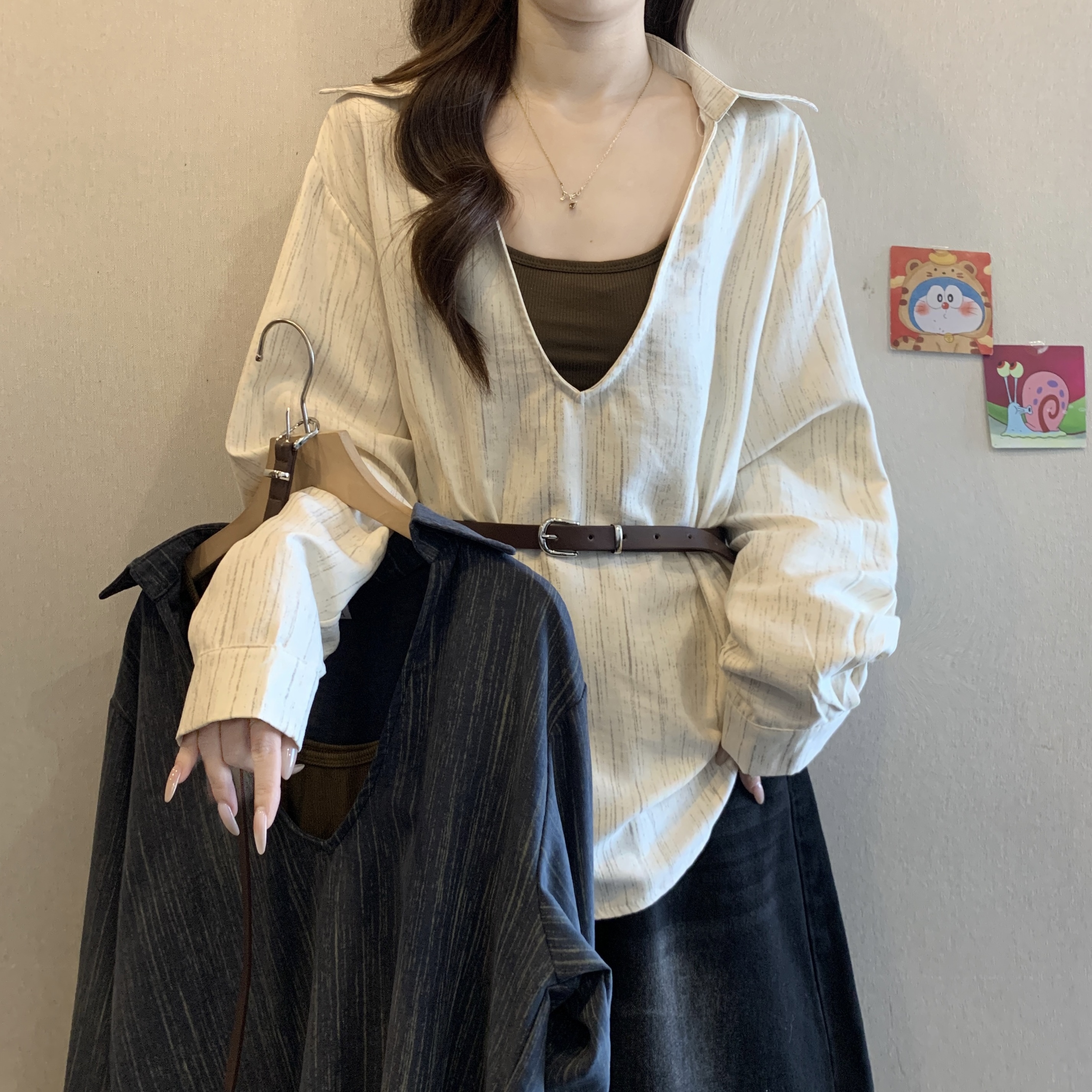 고급 센스 레트로 품격 폴로 칼라 긍정적 인 어깨 긴팔 여성 셔츠 가을 빅 사이즈 지방 mm 허리 수축 기본 셔츠 투피스 세트
