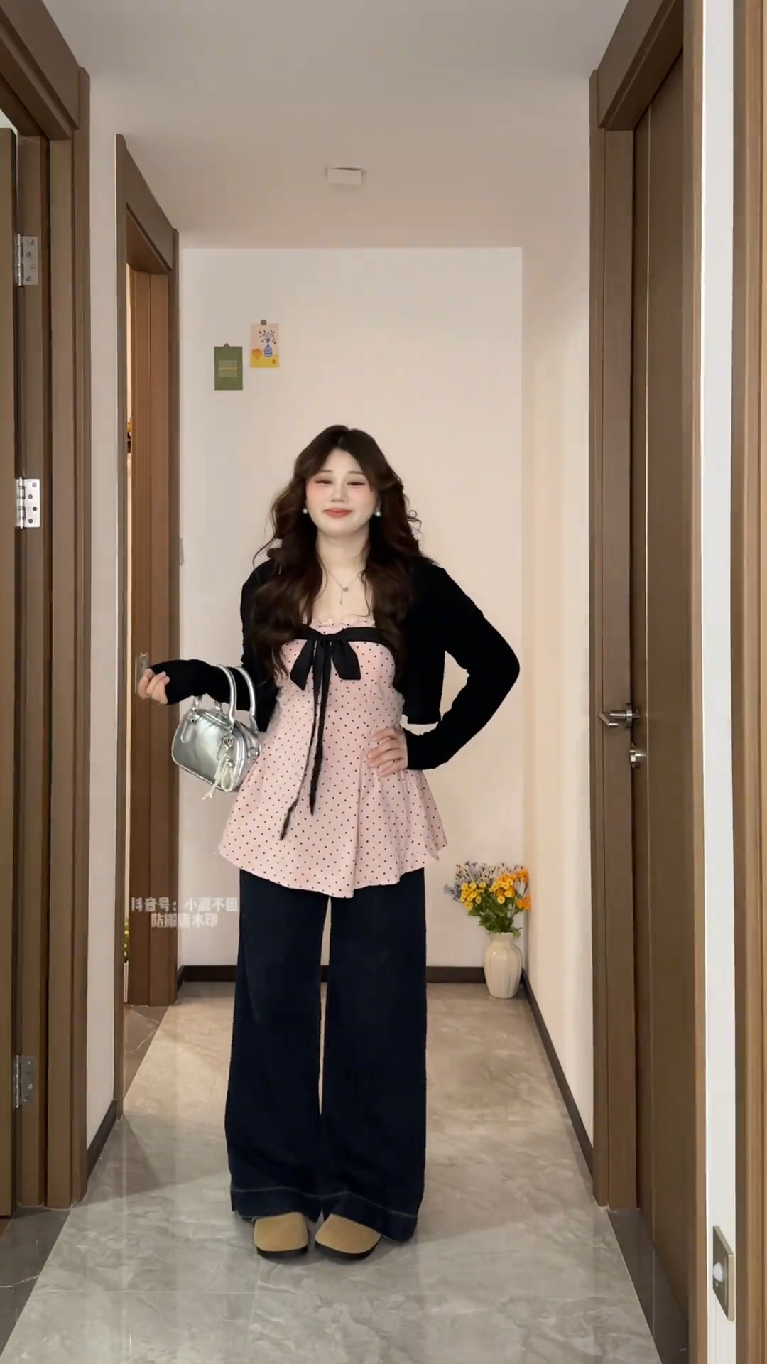 빅 사이즈 지방 mm 페이크 레이어드 광장 칼라 긴팔 티셔츠 여성 조기 봄 배색 나비 매듭 허리 수축 다용도 슬림해 보이는 맨위