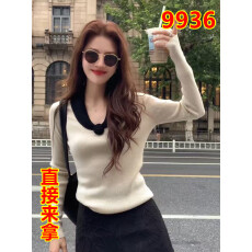 批发法式撞色拼接V领长袖针织打底衫女秋冬<b class='q'>修身</b>短款毛衣内搭花朵上衣