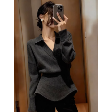 批发法式轻熟风收腰V领长袖针织衫女冬季新款高级感时髦气质套头上衣