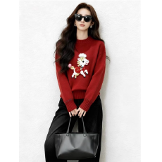 批发本命年过年红色小马刺绣毛衣女秋冬大码<b class='q'>胖妹妹</b>爆款气质显瘦针织衫