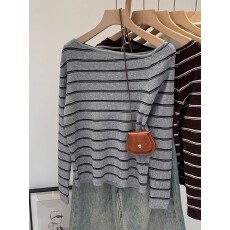 批发美拉德穿搭咖色毛领针织打底衫女秋冬小众不撞款内搭修身显瘦上衣