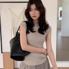 批发韩系chic白色半高领<b class='q'>无袖</b>针织T恤女夏季小个子漂亮设计感背心<b class='q'>上衣</b>