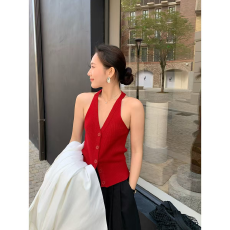 批发ThreeH 老钱风V领挖肩挂脖背心女设计感收腰显瘦针织<b class='q'>无袖</b>短款<b class='q'>上衣</b>