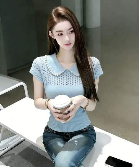 파란색 니트 반팔 맨위 여성 의류 2026 여름 빛 요리 한 품격 명문 여성 몸매 가꾸기 슬림해 보이는 다용도 홀로우 아웃 티셔츠