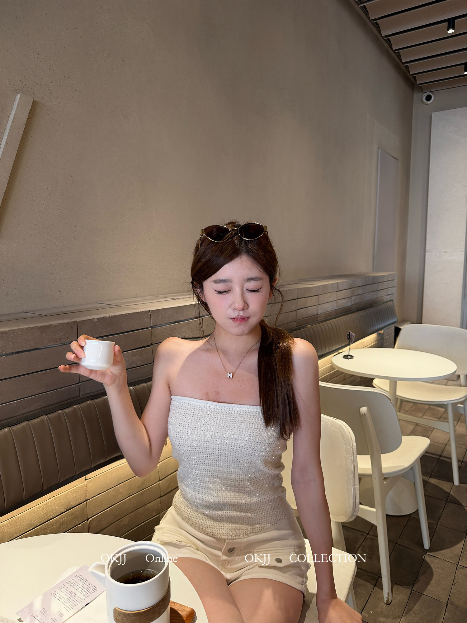 2026 여름 새로운 여성 의류 순수한 욕망 바람 무거운 작업 플래시 훈련 몸매 가꾸기 니트 튜브탑 조끼 여성 만나는 인사이드 잡아라. 의류
