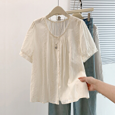 实拍大码女装法式刺绣短袖衬衫短款圆领花边拼接上衣时尚漂亮小衫