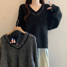 批发实拍<b class='q'>大码</b><b class='q'>女装</b>春季胖MM时尚珠片V领毛衣设计感显瘦百搭针织上衣