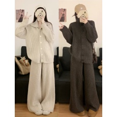 批发实拍大码女装冬季胖MM高级感宽松显瘦减龄穿搭加厚针织毛衣两件套