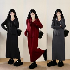 批发实拍<b class='q'>大码</b><b class='q'>女</b>装秋冬韩系可拆卸围巾针织<b class='q'>连衣裙</b>胖MM显瘦打底毛衣长<b class='q'>裙</b>