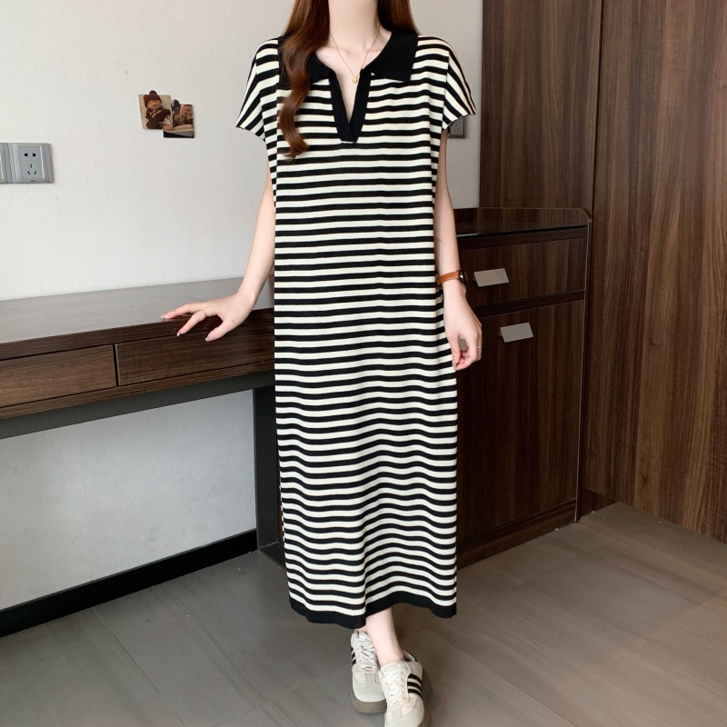 실사 빅 사이즈 여성 의류 여름 새로운 스트라이프 폴로 칼라 니트 드레스 지방 mm POLO 칼라 슬림해 보이는 표지 배 롱 스커트