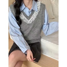 批发新款蕾丝V领宽松针织<b class='q'>马甲</b>2025秋冬短款女装韩系无袖毛衣纯色背心